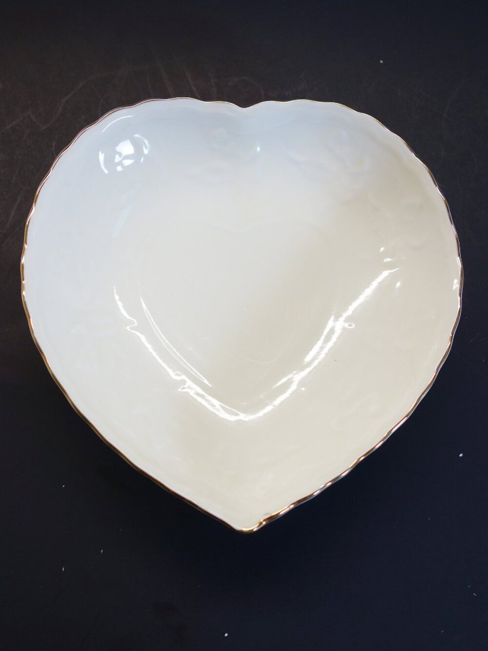 [Vintage] MASA SHIAH YIH White Heart Fine Porcelain Dish Japan